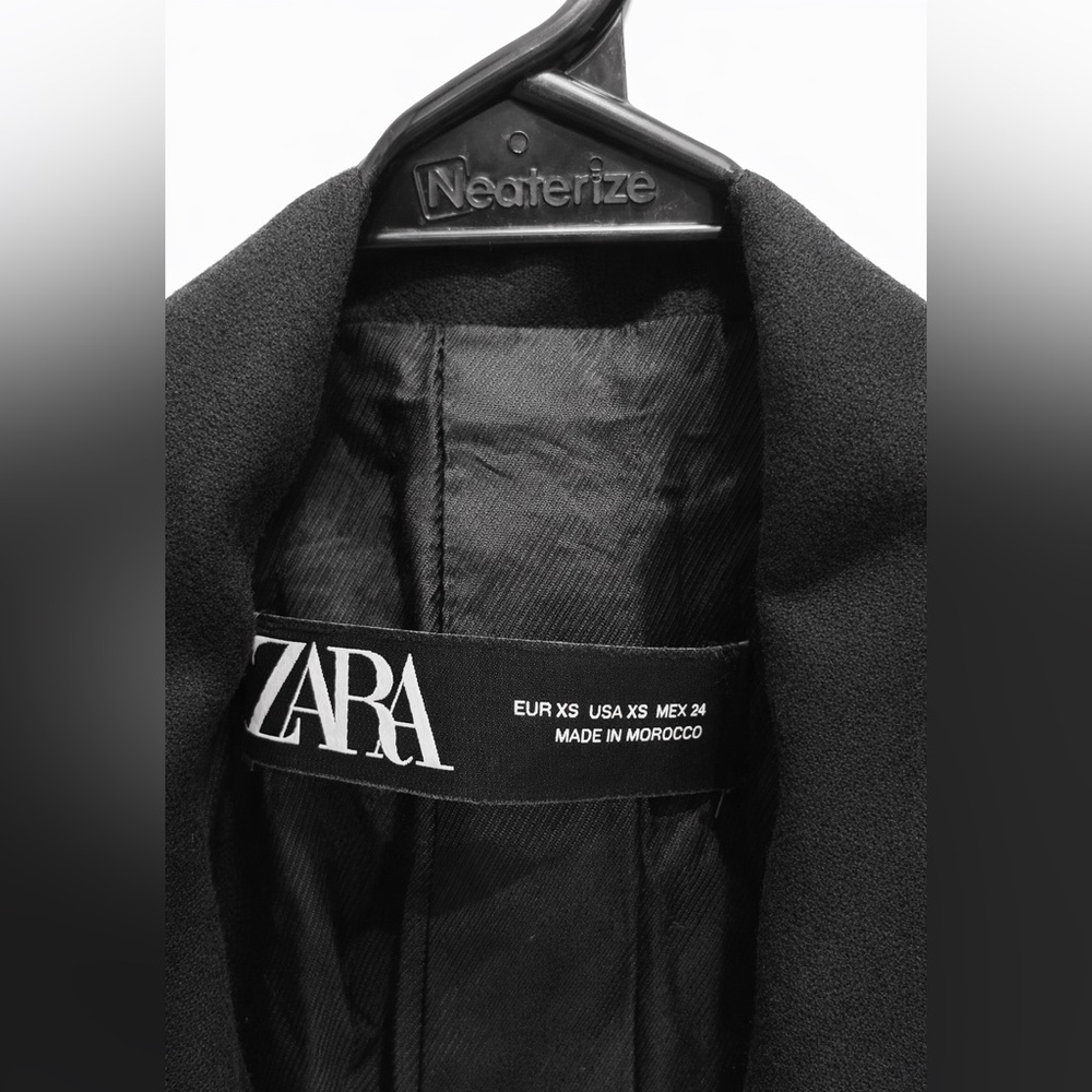 Zara Double-Breasted Military Blazer w/ Gold Crest Buttons — Black (XS) - Picture 4 of 4